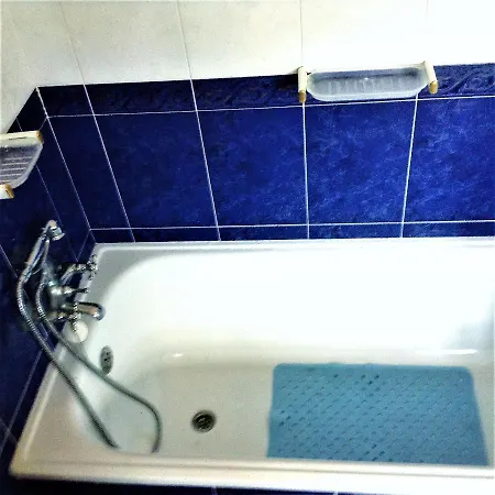 Baleal Large For 10-11 Pax, 2 F/l, 4 Rooms, Pateo, Parking Villa